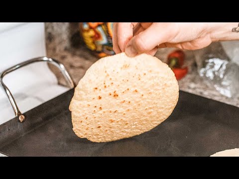How to Heat Tortillas | 3 Easy Methods to Heat Tortillas & Keep Them Warm